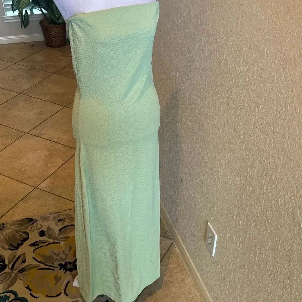 GIGI C Size L Maya Dress Light Green Strapless Midi Special Occasion Summer NWT
